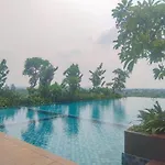 Fancy And Nice Studio Apartment At Sayana Bekasi By Travelio